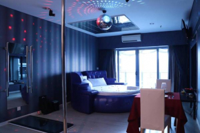 Mercu Summer Suite - Blue Love Fun